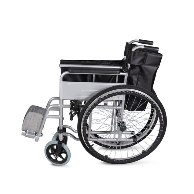 Silla de ruedas plegable ligera con marco de acero